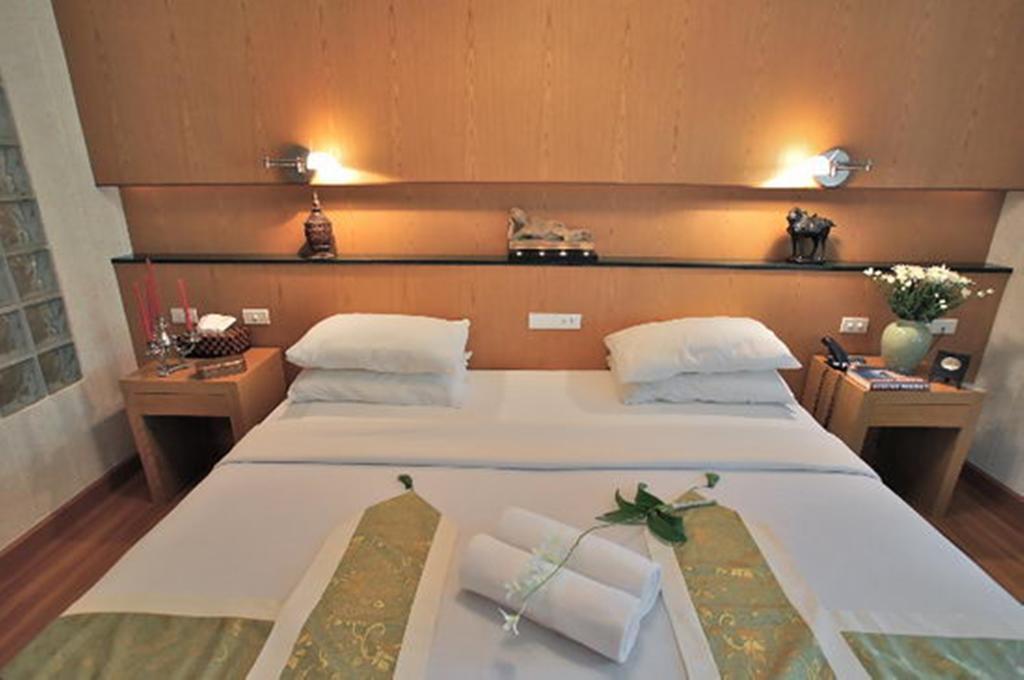 Lotus Hotel Chiang Mai Rum bild